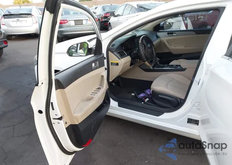 2016 Hyundai Sonata Se из США, поврежденный, VIN 5NPE24AF9GH280055